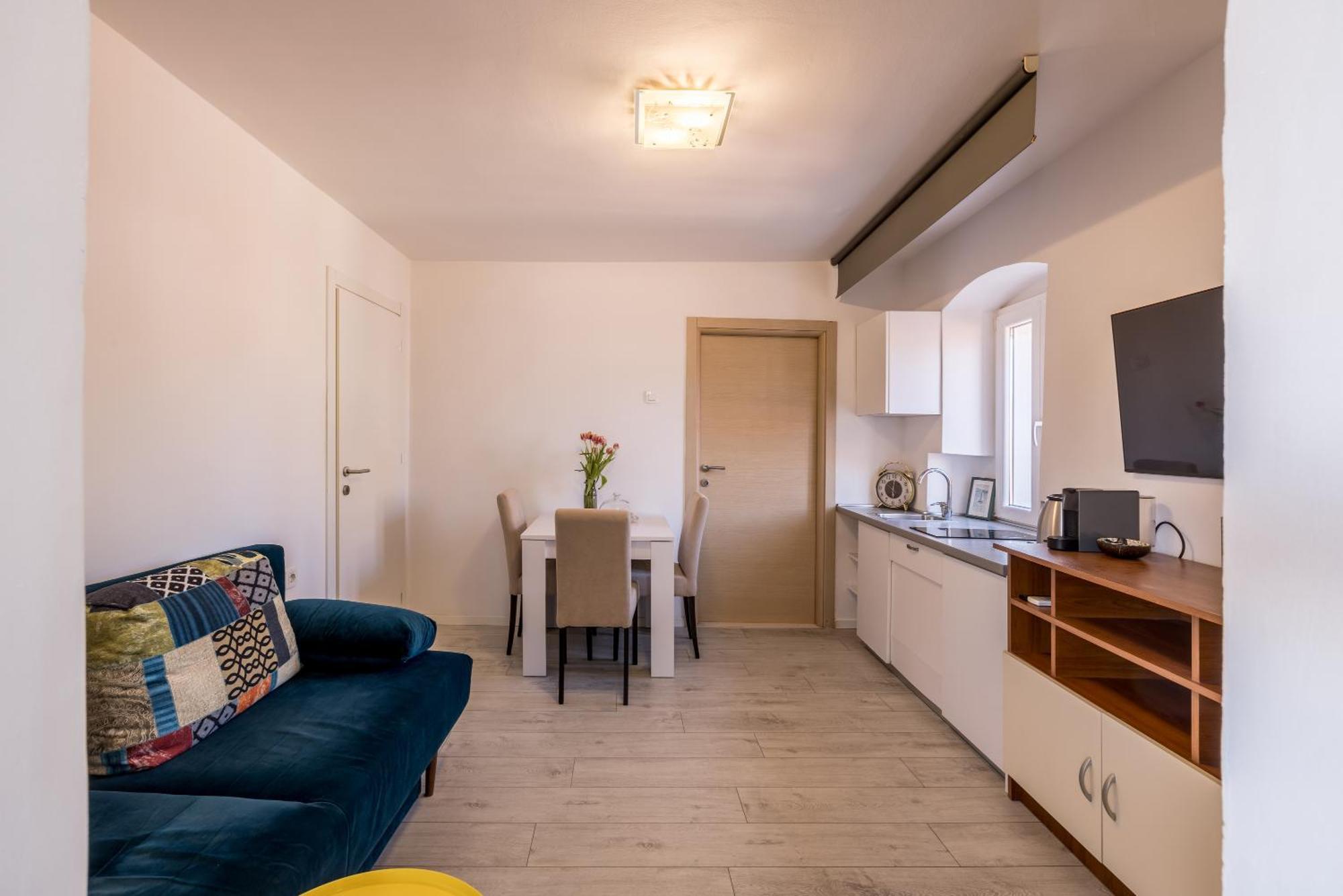 Split Central City Apartment Eksteriør billede